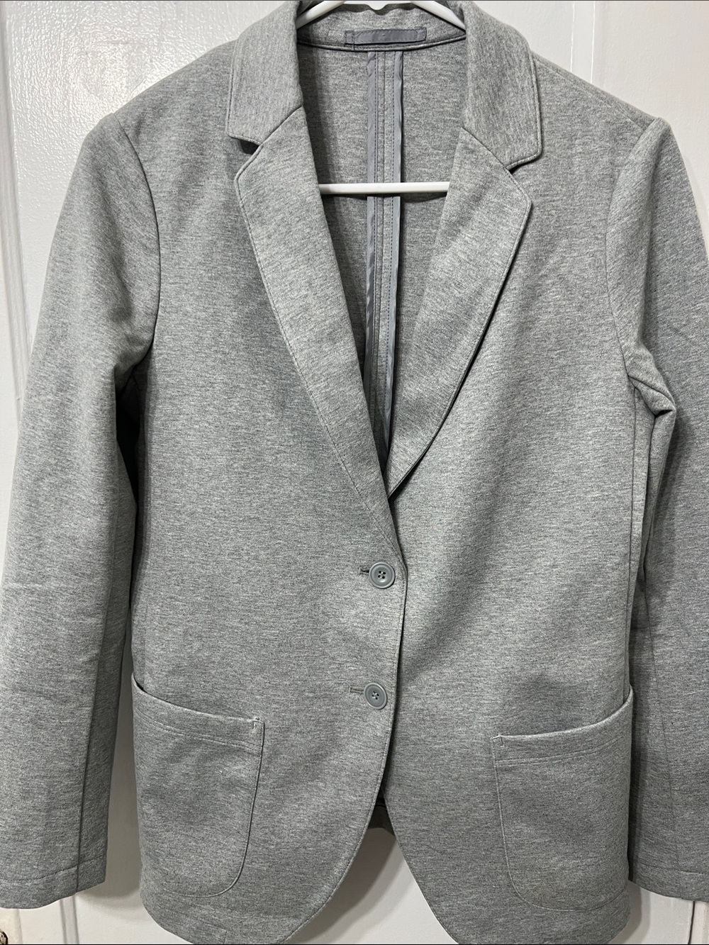 Uniqlo blazer NWOT slim fit